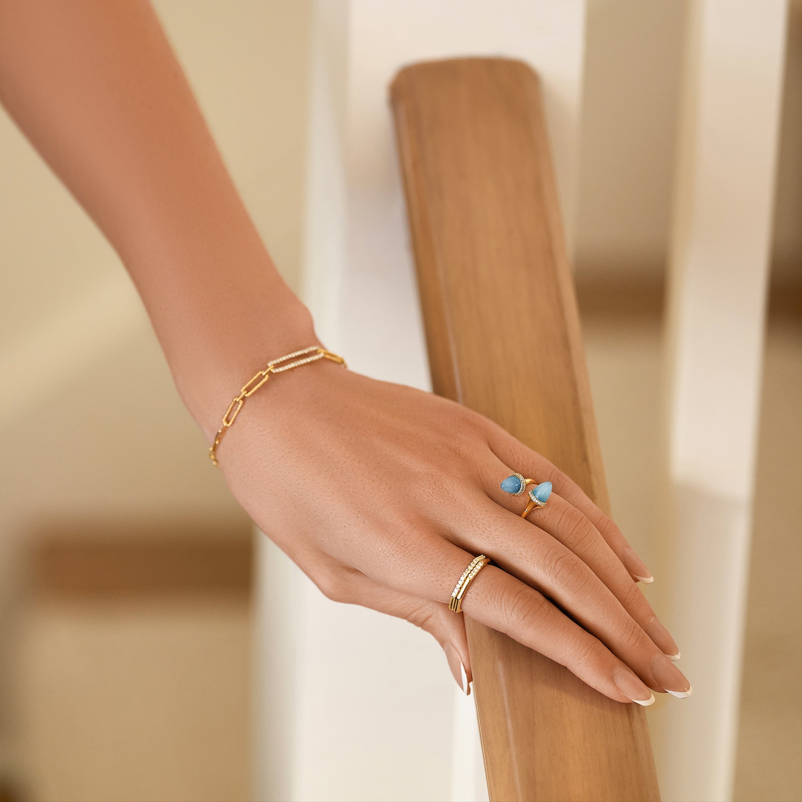 Compass 18K solid white gold London blue topaz and diamond ring
