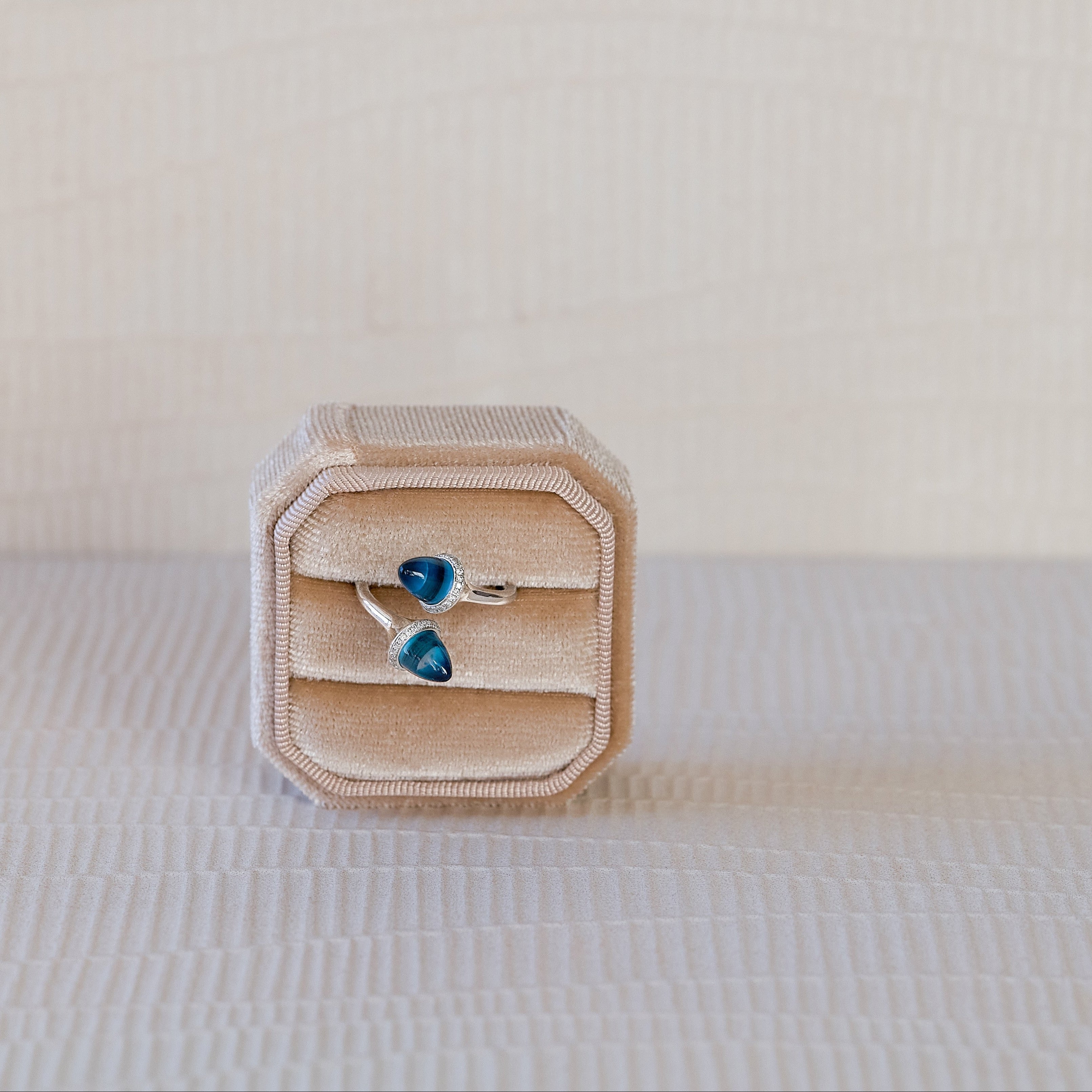 Compass 18K solid white gold London blue topaz and diamond ring