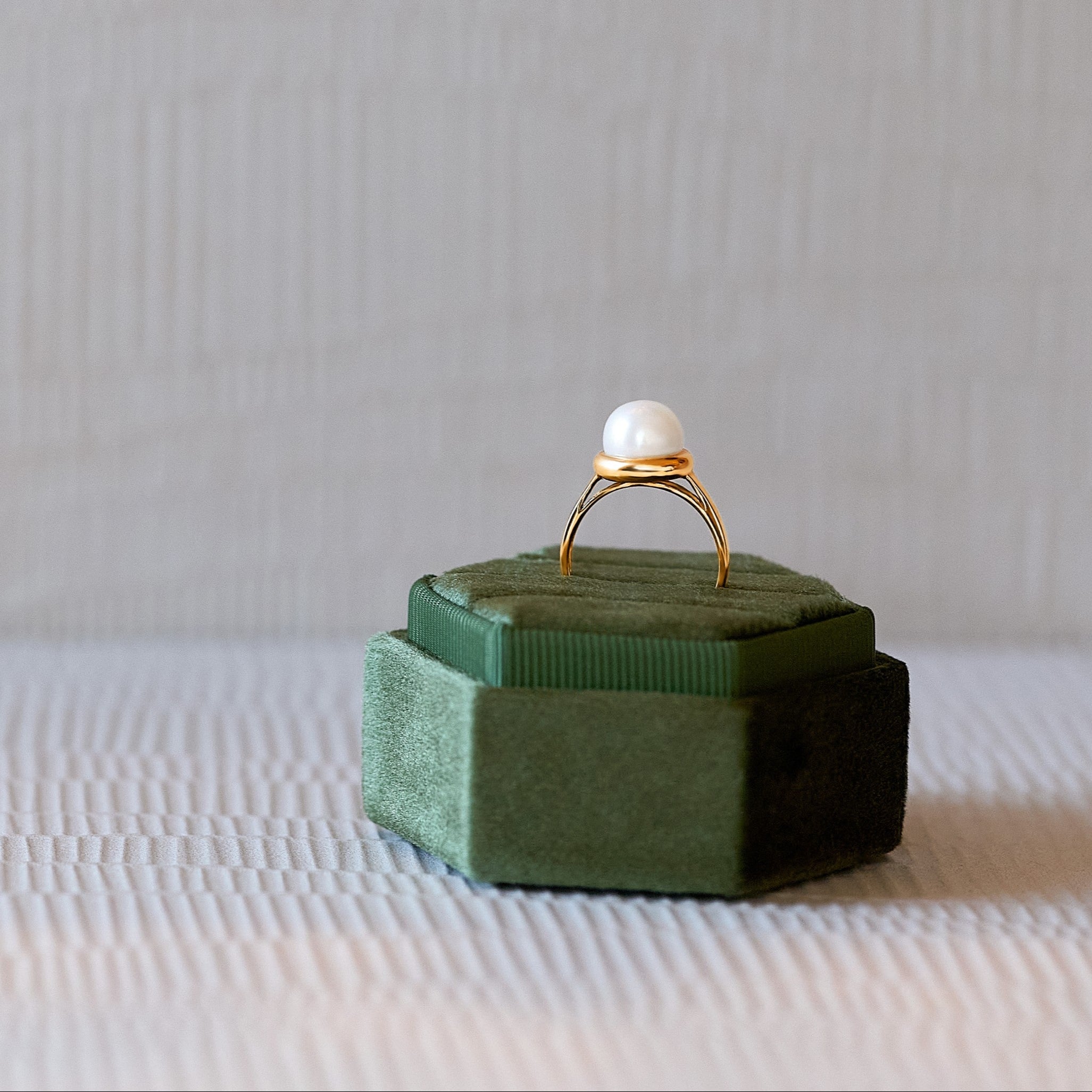 Radiance 14K solid yellow gold round pearl ring
