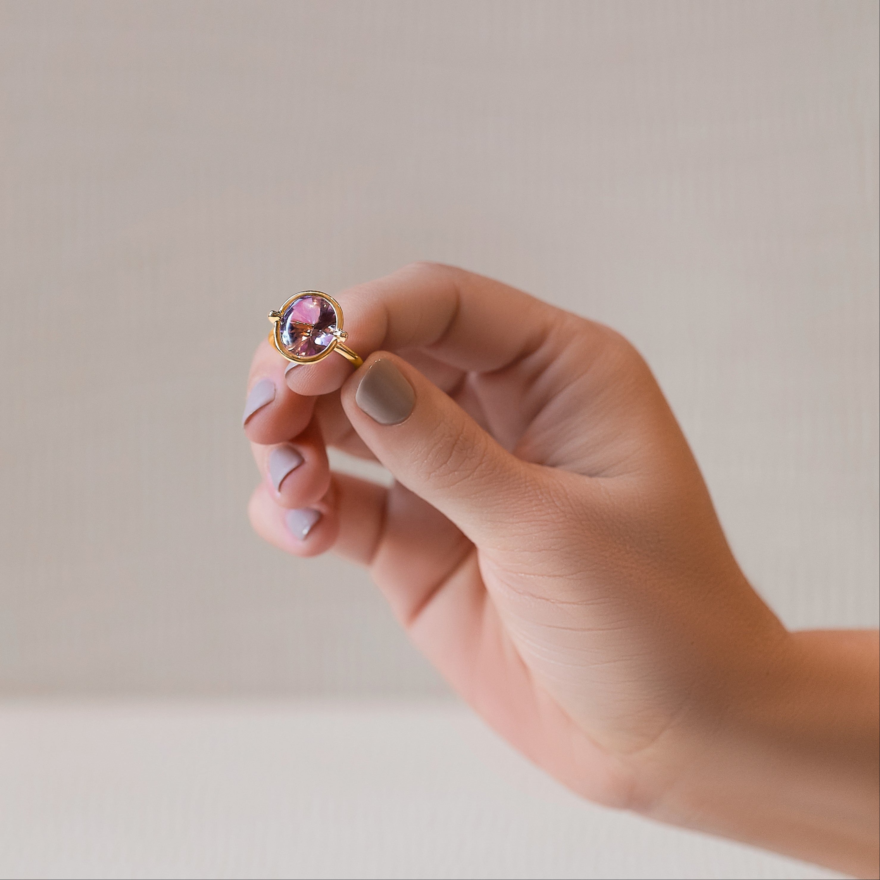 Deco Dream 14K solid yellow gold ring with amethyst ring