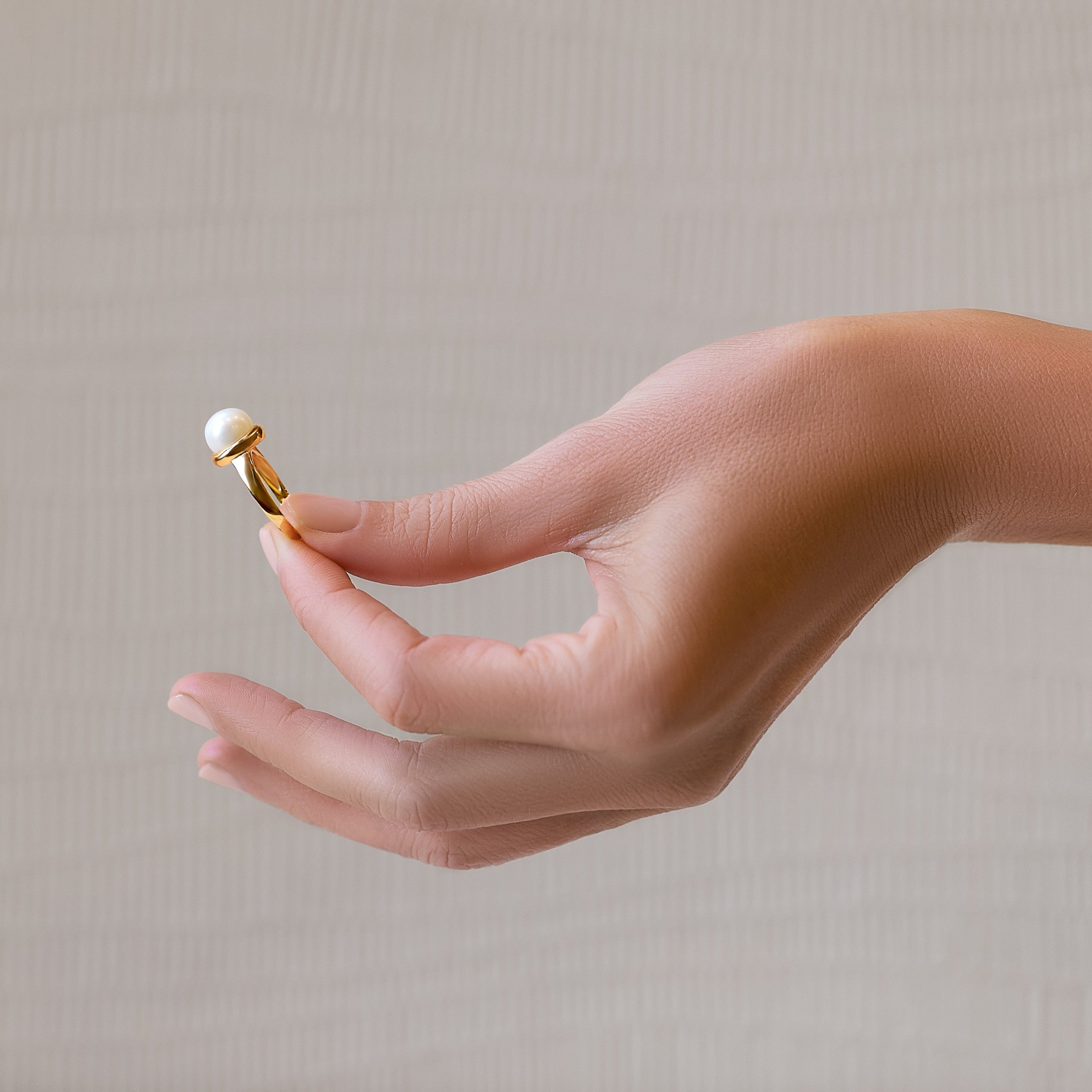 Radiance 14K solid yellow gold round pearl ring
