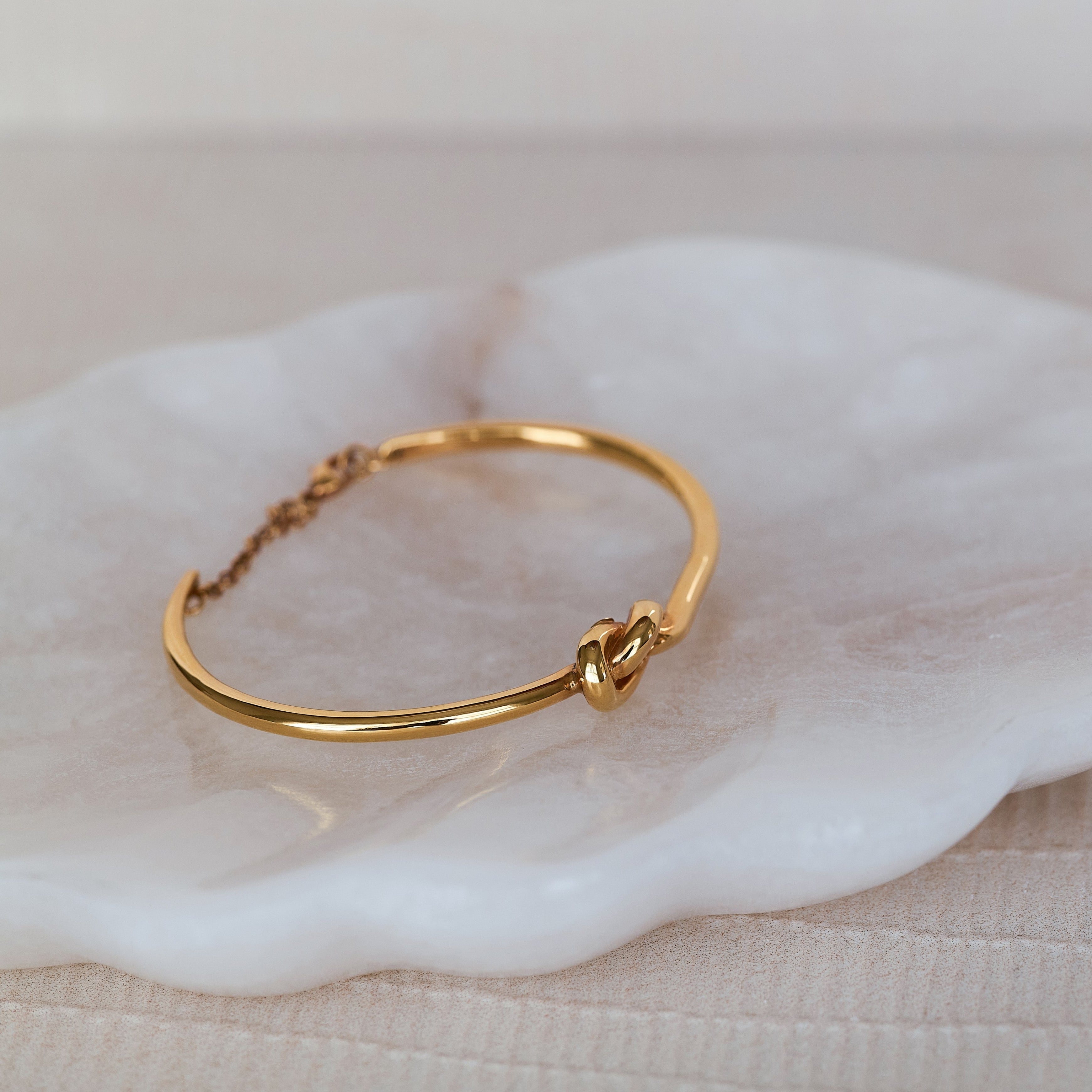 Promise Made 18K solid yellow gold bangle bracelet with chain closure